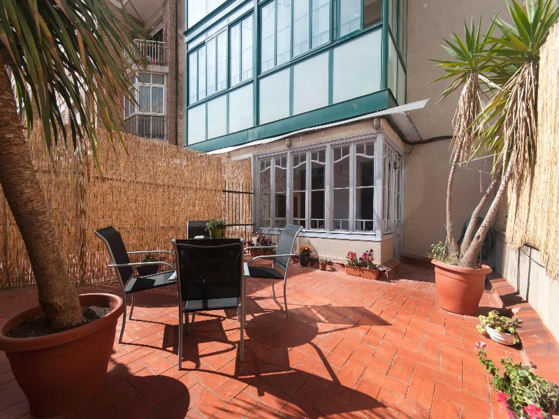 Barcelona 10 - Apartments المظهر الخارجي الصورة