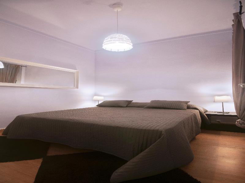 Barcelona 10 - Apartments المظهر الخارجي الصورة