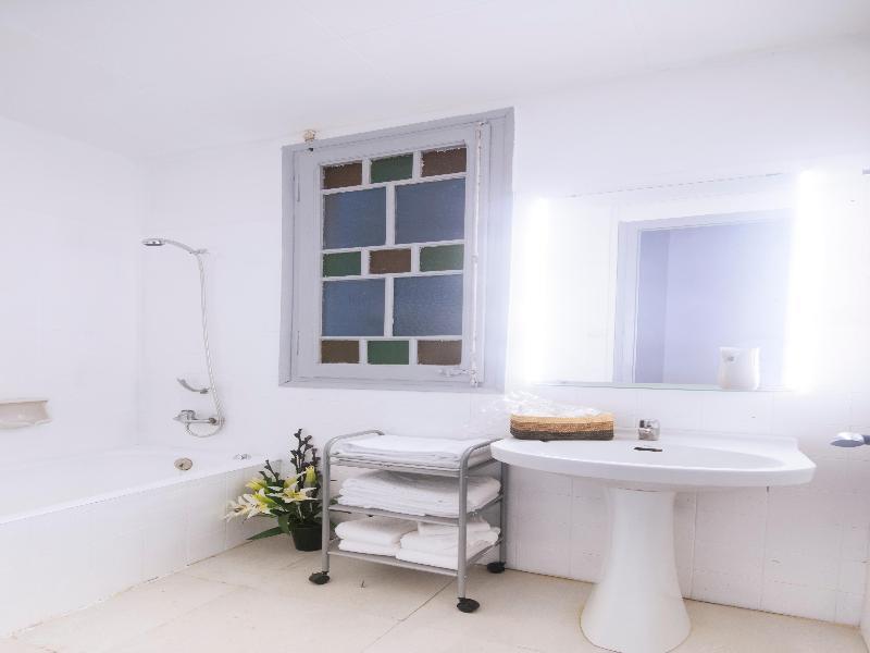 Barcelona 10 - Apartments المظهر الخارجي الصورة