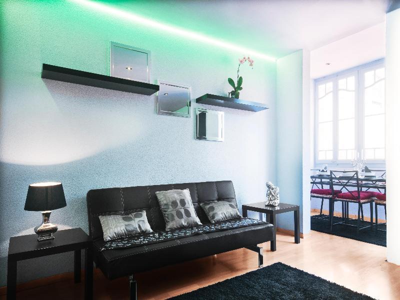 Barcelona 10 - Apartments المظهر الخارجي الصورة
